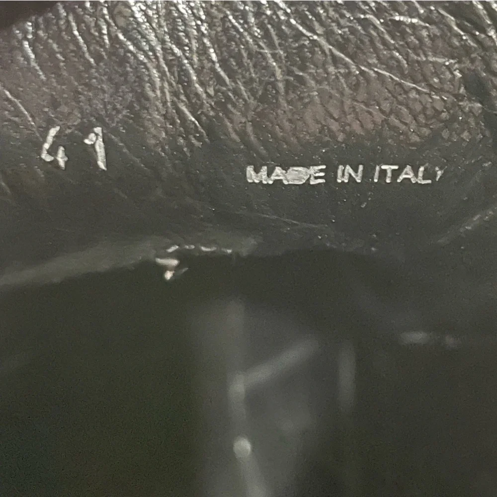 Miu Miu 5T652A Bisonte 2 Nero (Black) Women’s Biker Leather Boots Size 41 Buckle - Picture 13 of 16